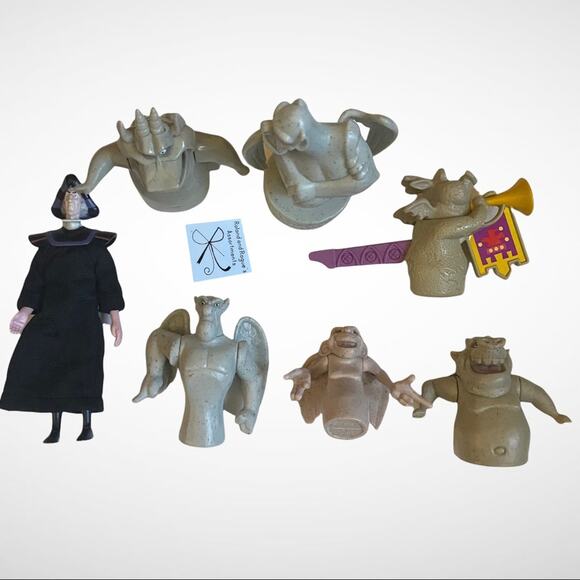 Disney Hunchback of Notre Dame Miscellaneous Various 7-pc Figurines - Picture 1 of 1